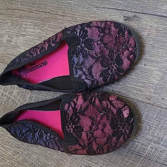 Disney Descendants Slip On Lace Flats Multicolored Size 1 - Picture 5 of 5